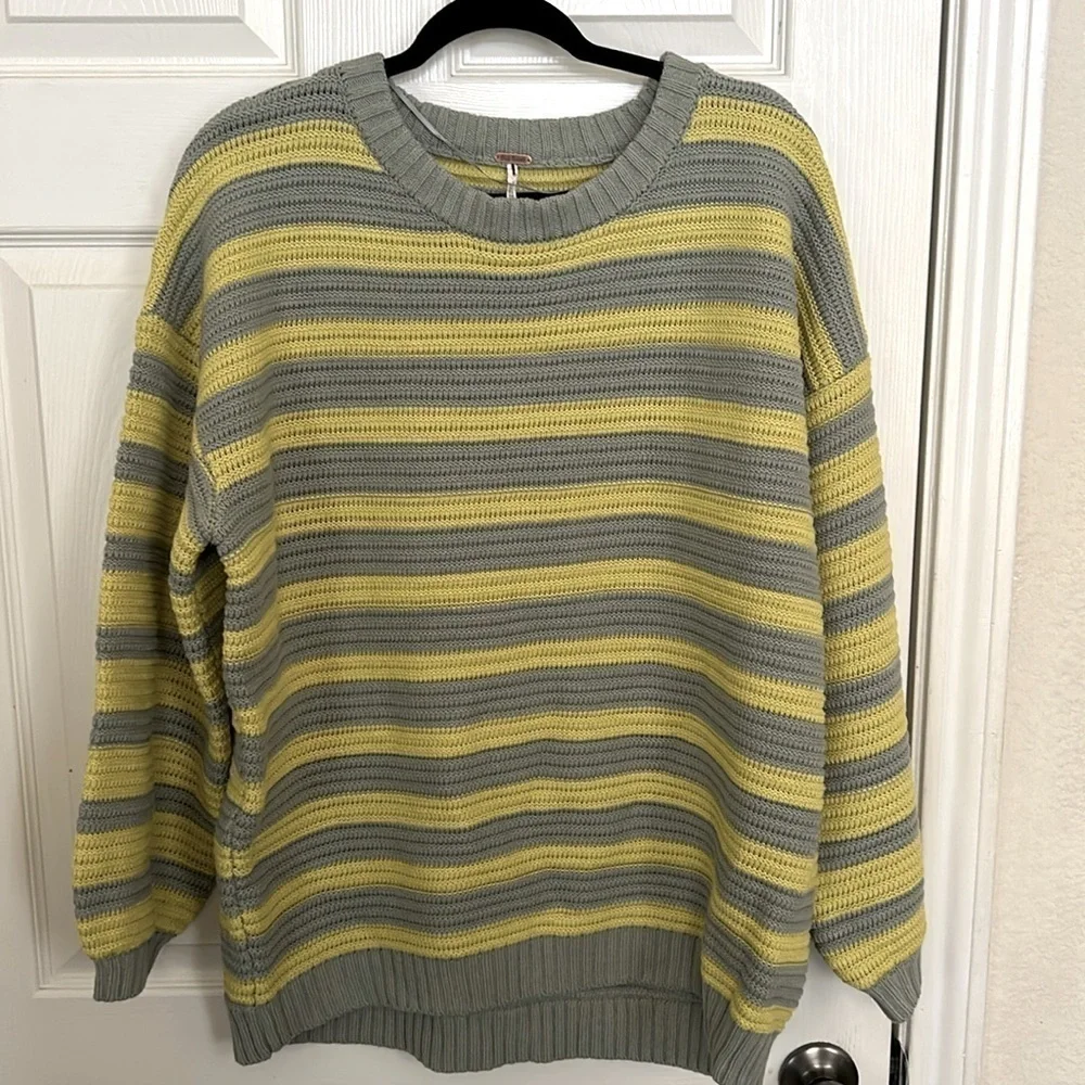NWOT Free People, Links Pullover, Small in Yellow/Gray